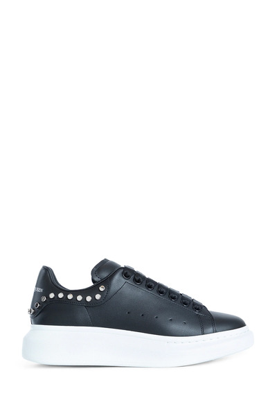  Studded Oversize Sneakers 