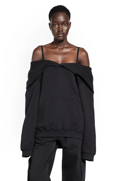  Off-the-shoulder Hoodie 