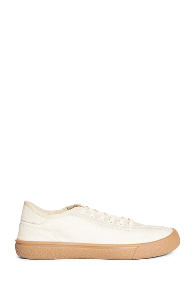  Canvas Sneakers 