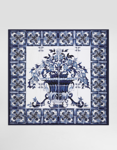  Dolce & Gabbana Dg Exclusive Dolce & Gabbana Majolica-print 90x90 Silk Twill Foulard - Woman Scarves And Silks White Onesize 