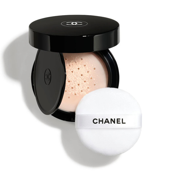  Chanel Chanel Poudre Universelle Libre Puder Sypki Do Naturalnego WykoŃczenia MakijaŻu.format PodróŻny. Pudry 6 G 20 - Medium Light 