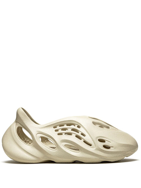  Adidas Yeezy Yeezy Foam Runner sand Sneakers - Neutrals 