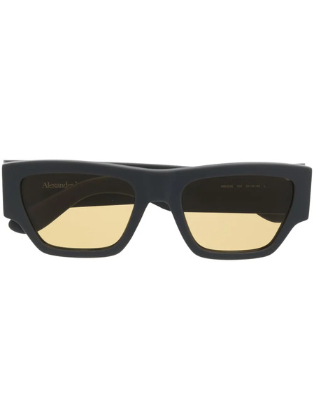  Alexander Mcqueen Eyewear Engraved-logo Arm Sunglasses - Grey 
