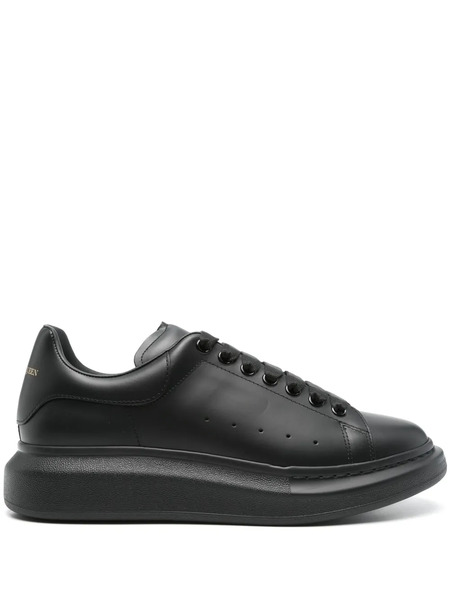  Alexander Mcqueen Oversized Sneakers - Black 