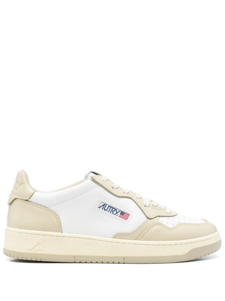  Autry Medalist Low Sneakers - White 