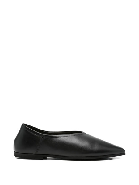  Babú Milano Pointed-toe Flats - Black 