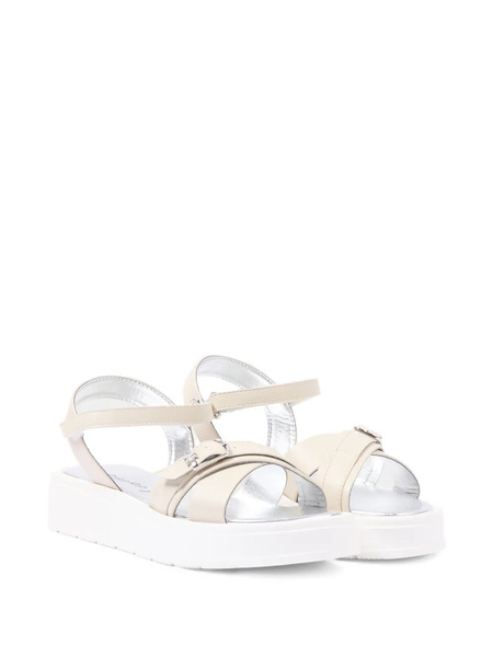  Calvin Klein Kids Buckle-strap Sandals - Neutrals 