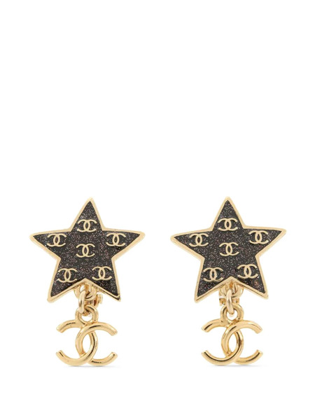  Chanel Pre-owned 2024 Cc Gold Plated Glittered Enamel Star Drop Clip On Earrings Costume Earrings - Black 