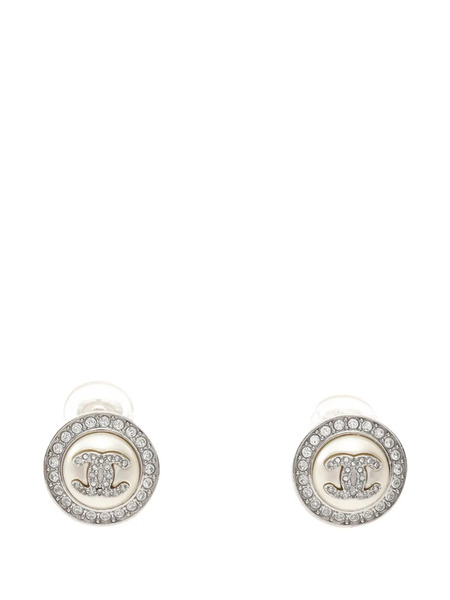  Chanel Pre-owned 2025 Cc Stainless Steel Faux Pearl And Rhinestone Round Clip On Earrings Costume Earrings - White 