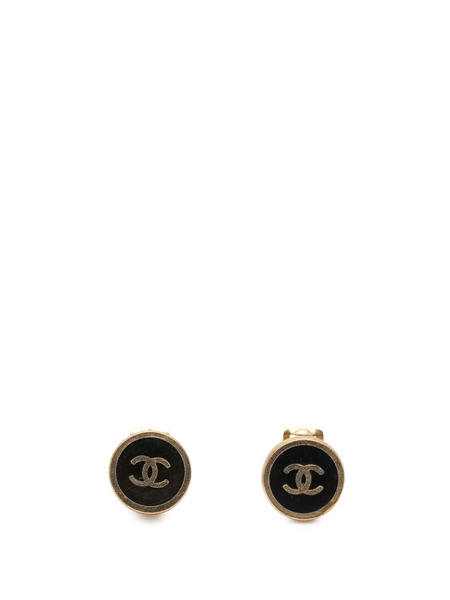  Chanel Pre-owned 2000 Gold Plated And Enamel Cc Round Button Clip On Earrings Costume Earrings - Black 