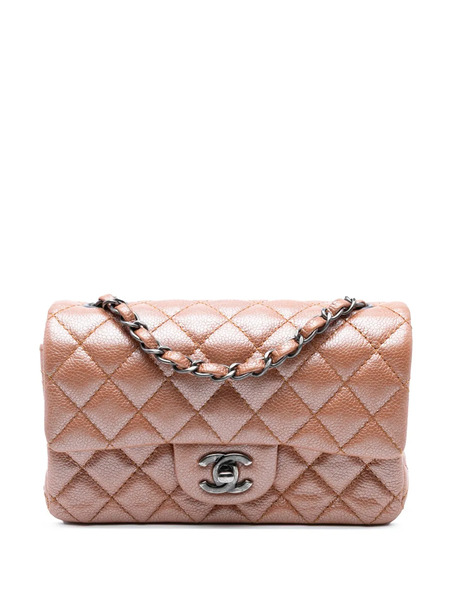  Chanel Pre-owned 2014-2015 Mini Rectangular Classic Metallic Caviar Single Flap Crossbody Bag - Pink 
