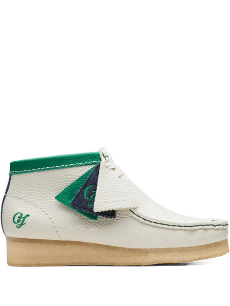  Clarks Originals Wallabee Desert Boots - Neutrals 