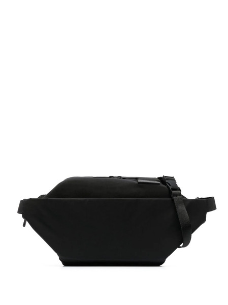  Côte&ciel Small Isarau Smooth Belt Bag - Black 
