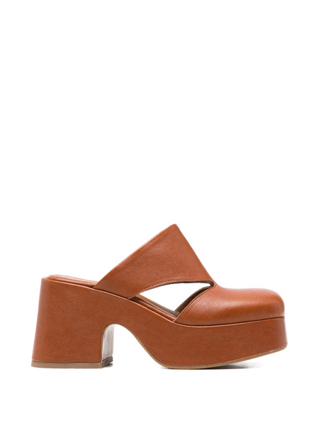  Curiositè Cut-out-detail Mules - Brown 