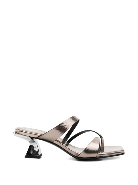  Donnarì Strappy Leather Sandals - Gold 