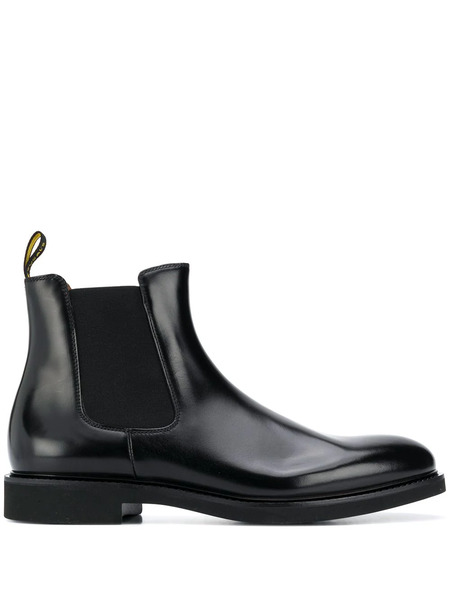  Doucal's Round Toe Chelsea Boots - Black 