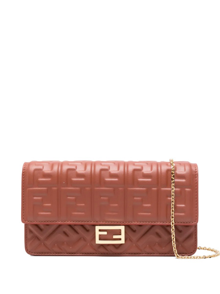  Fendi Baguette Logo-plaque Quilted Clutch Bag - Red 