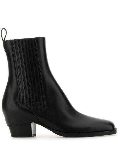  Fendi Leather Ankle Boots - Black 