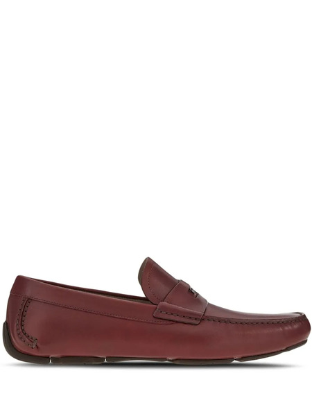  Ferragamo Driver Signature Ornament Loafers - Red 
