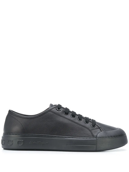  Ferragamo Gancio Low-top Sneakers - Black 