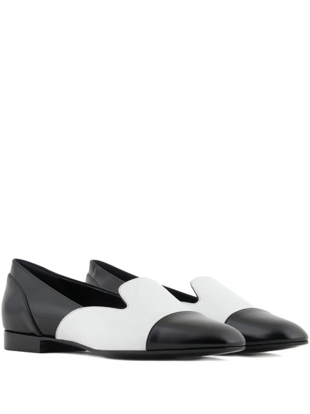  Giorgio Armani Two-tone Leather Loafers - Black 
