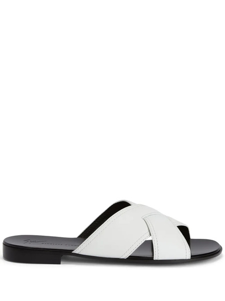  Giuseppe Zanotti Flavio Crossover-strap Sandals - White 
