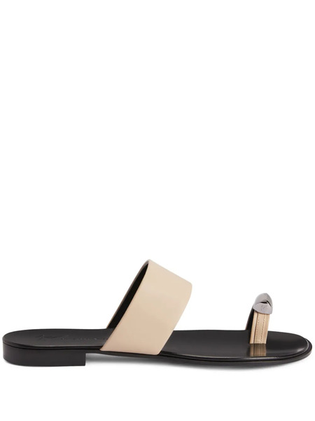  Giuseppe Zanotti Norbert Leather Toe-loop Sandals - Neutrals 