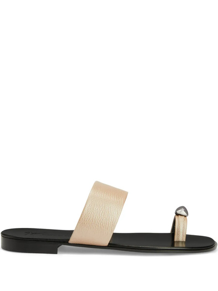  Giuseppe Zanotti Norbert Leather Toe-loop Sandals - Neutrals 