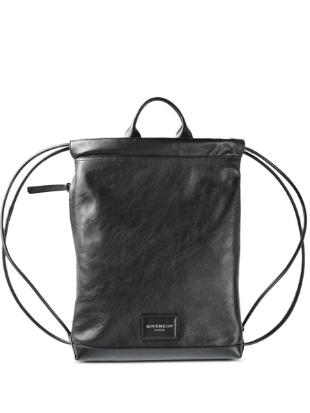  Givenchy Medium Antigona Stamped Drawstring-fastening Backpack - Black 