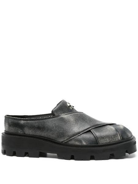  Gmbh Basim Crossover Loafers - Black 