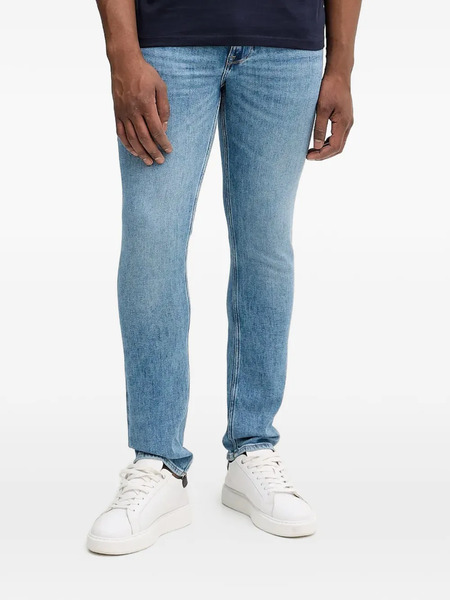  Guess Usa Finnley Logo Patch Jeans - Blue 