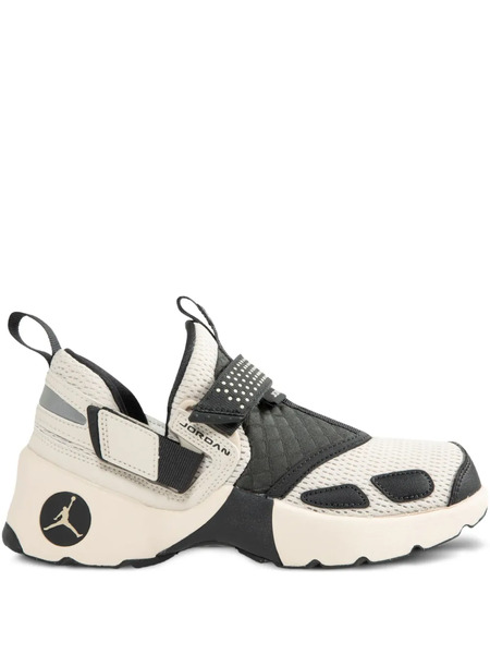  Jordan Strap Detail Quilted Sneakers - Neutrals 