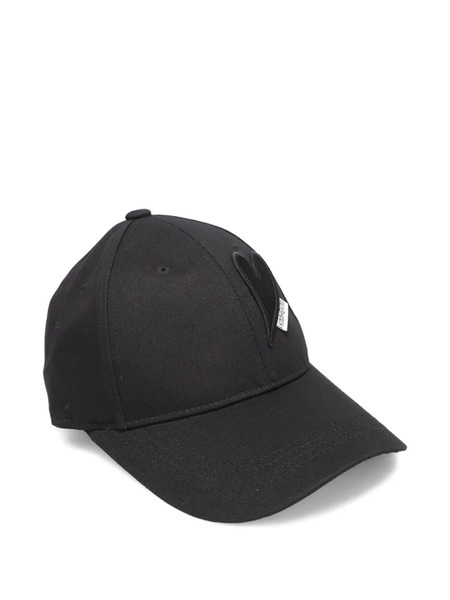  Kimhekim Heart Appliqué Hat - Black 