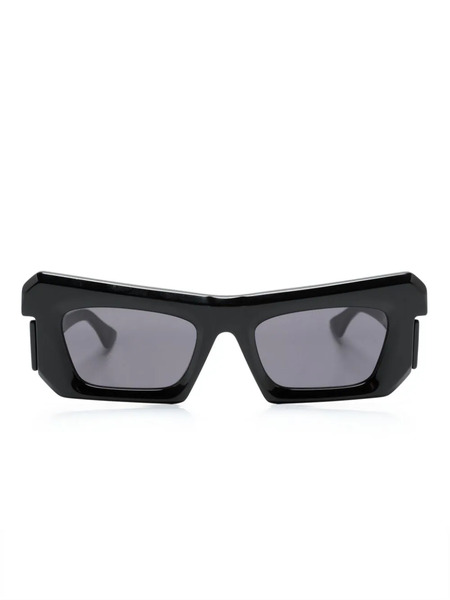  Kuboraum P2 Rectangle-frame Sunglasses - Black 