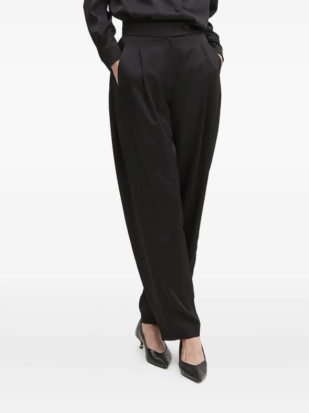  La Mania Pleated-front Tailored Trousers - Black 
