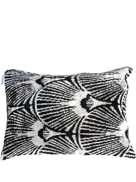  Les-ottomans Jacquard Silk Velvet-blend Cushion - Black 