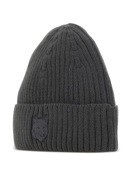  Maison Kitsuné Fox-head Ribbed Beanie - Grey 