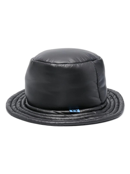  Maison Mihara Yasuhiro Logo-patch Padded Bucket Hat - Black 