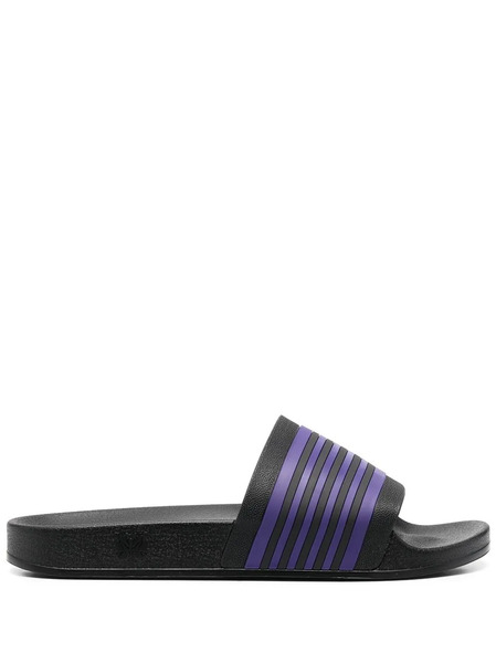  Needles Track Line Sliders - Black 
