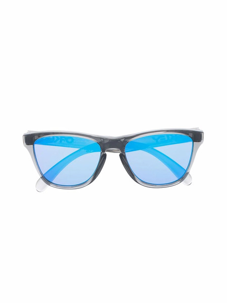  Oakley Mirrored-lense Sunglasses - Grey 