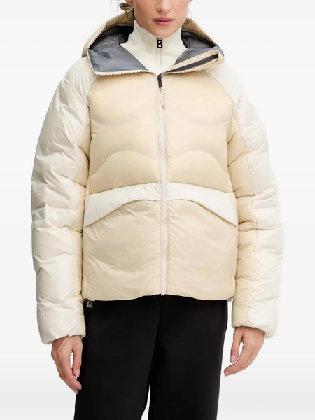  Peak Performance Helium Quilted Hooded Jacket - Neutrals 