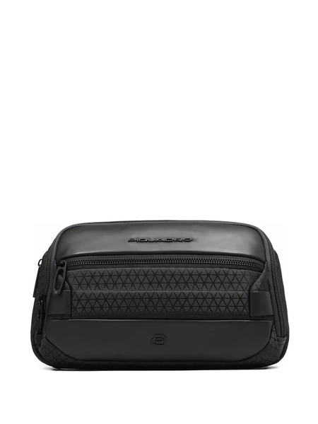  Piquadro Embossed Belt Bag - Black 