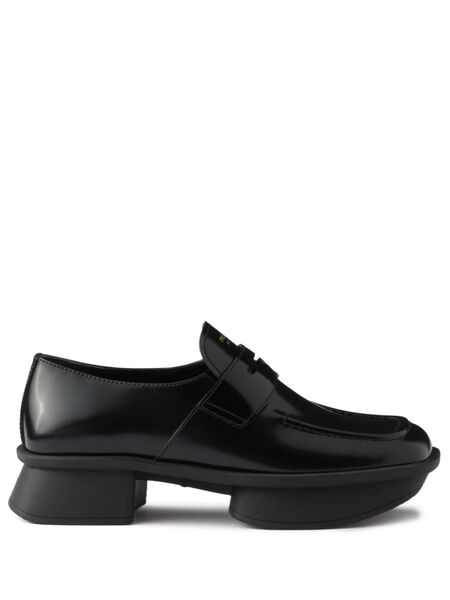  Prada Leather Loafers - Black 