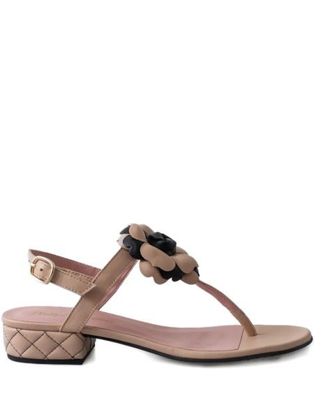  Pretty Ballerinas Round-toe Leather Heeled Sandals - Neutrals 