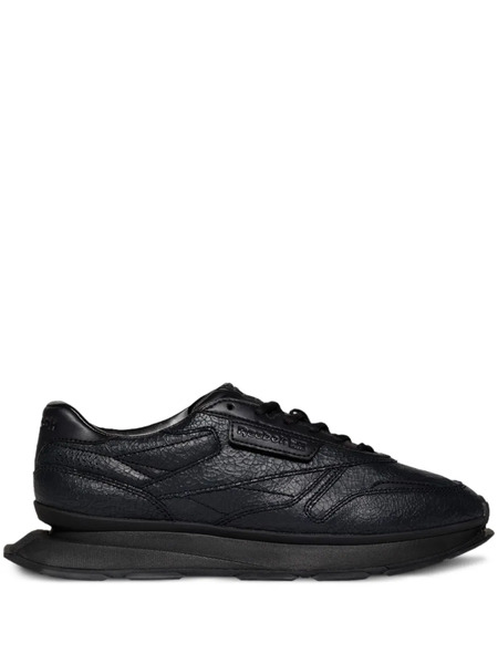  Reebok Ltd Classic Ltd Lace-up Leather Sneakers - Black 