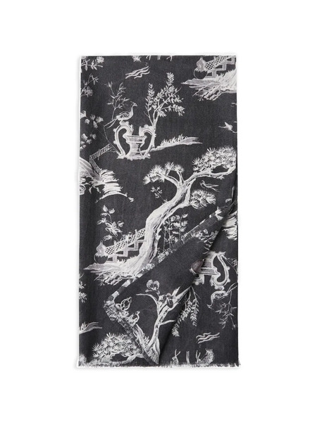  Shanghai Tang Tang Printed Scarf - Black 