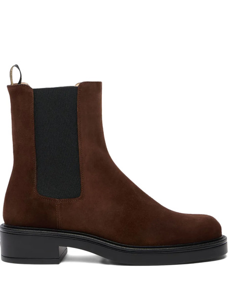  Stuart Weitzman Celia Chelsea Boots - Brown 