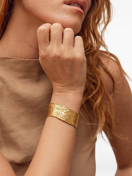  Sylvia Toledano Flow Hammered Cuff Bracelet - Gold 