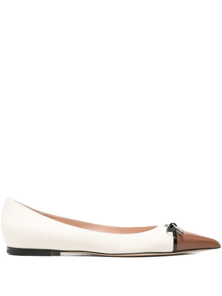  Valentino Garavani Leather Ballet Flats - White 