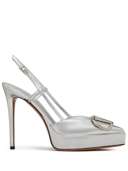  Valentino Garavani Vlogo Metallic Leather Pumps - Silver 